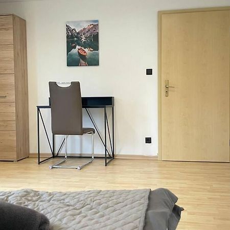 Shine Apartment Schwarzenfeld Екстериор снимка