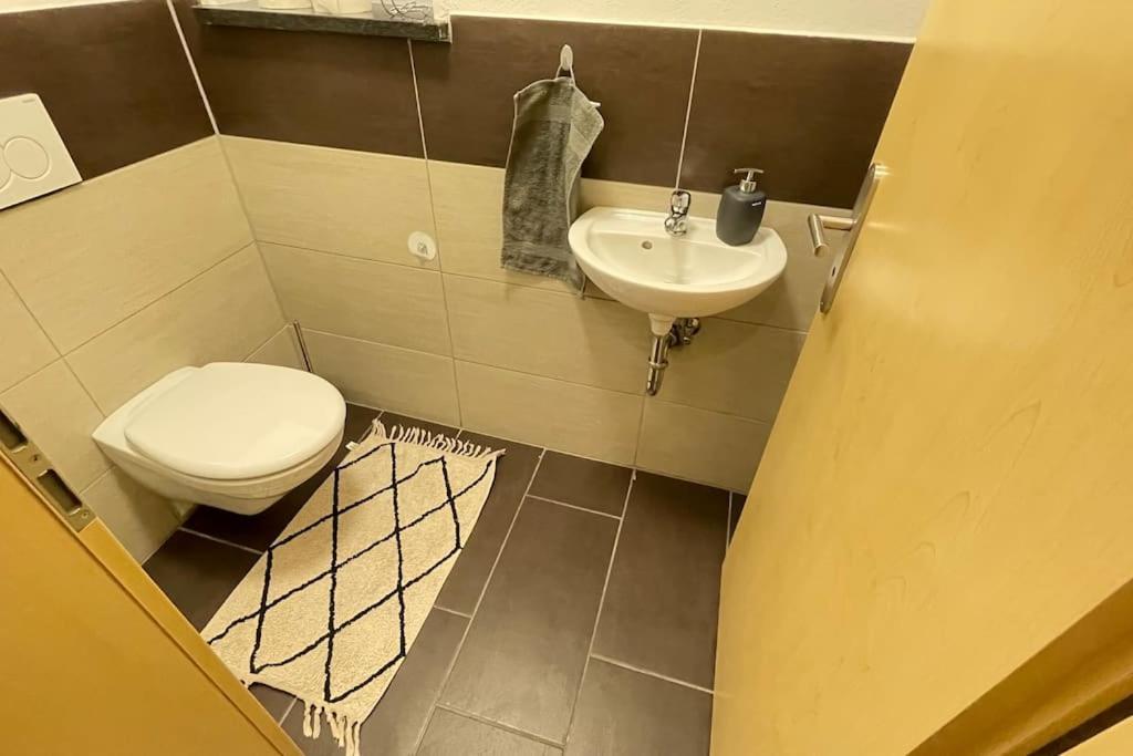 Shine Apartment Schwarzenfeld Екстериор снимка
